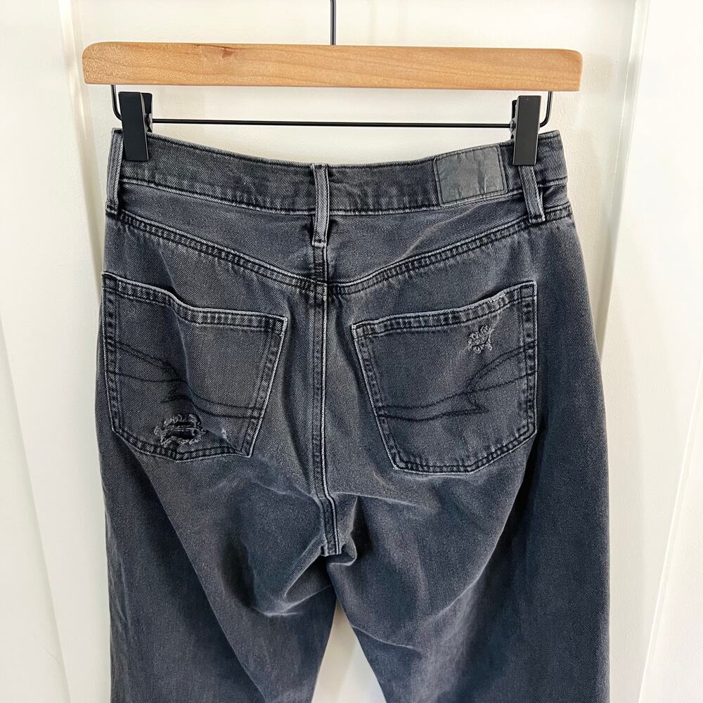 American Eagle Highest Rise 90s Boyfriend Distressed Black Jeans Women's 6 - Picture 5 of 7